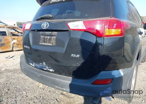 2014 Toyota Rav4 Xle z USA, uszkodzony, nr VIN 2T3WFREV6EW115044